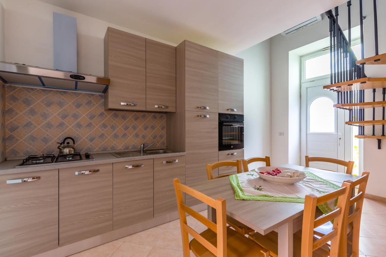 Ferienwohnung La Terrazza Sul Giardino Procida Exterior foto