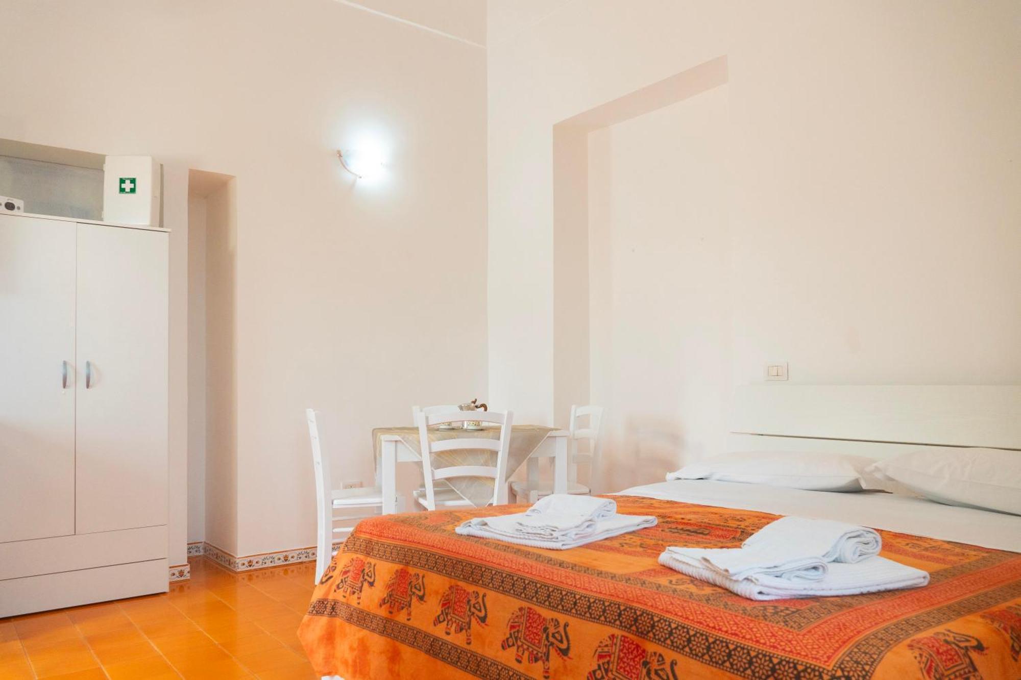 Ferienwohnung La Terrazza Sul Giardino Procida Exterior foto